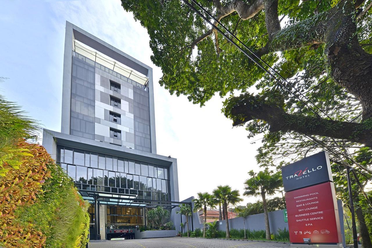 Travello Hotel Bandung Exterior photo